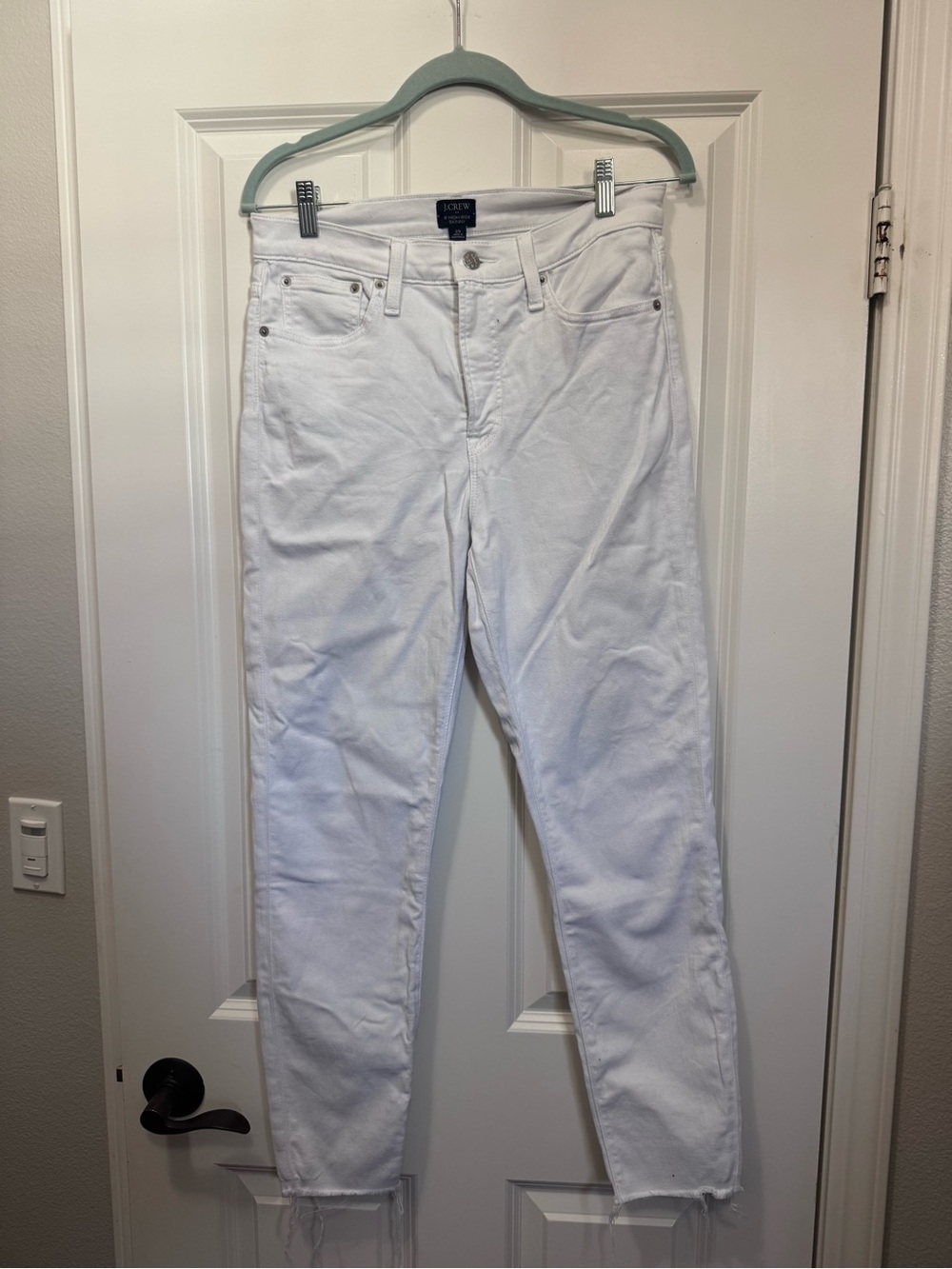J. Crew Women’s White Straight-Leg Jeans super high rise